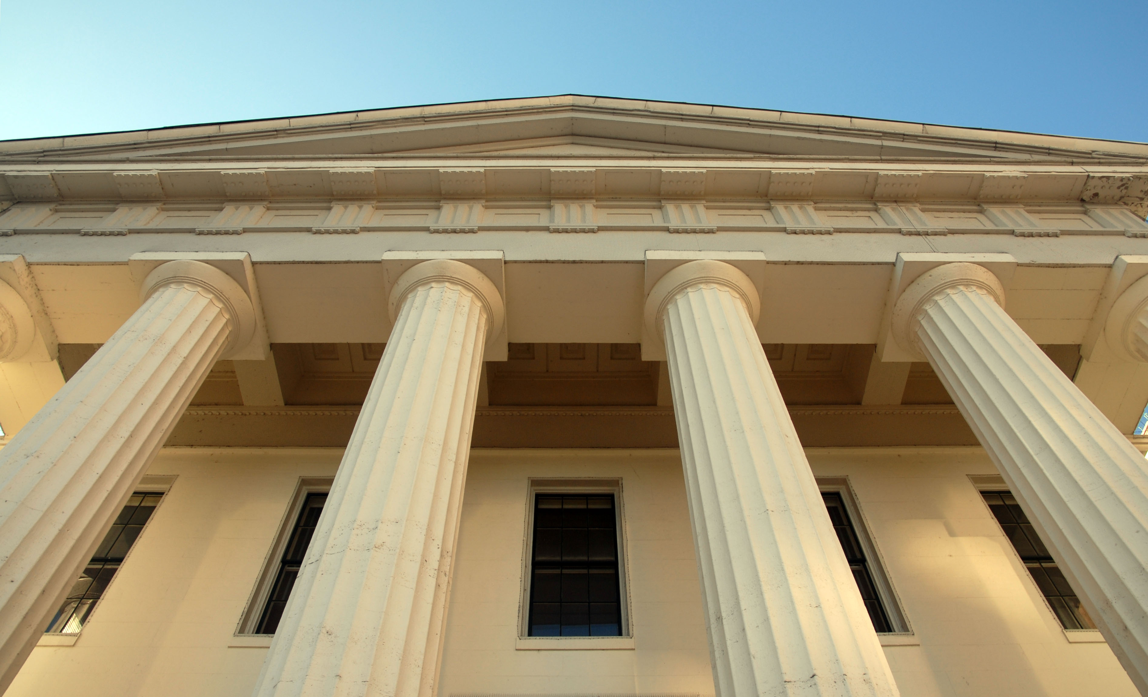 what makes a digital signature legal?